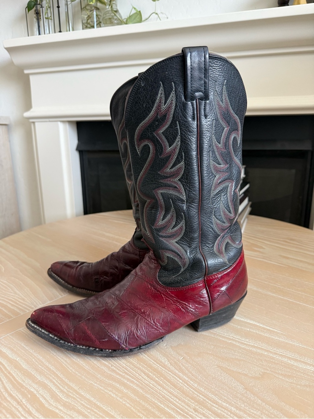 Nocona|Men's Western leather cowboy boots Black & Burgundy,textured•••size 11.5 - Picture 2 of 16